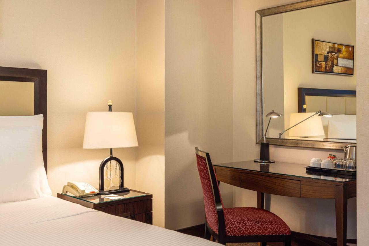 Hotel Celik Palas Convention Center & Thermal Spa Bursa Bagian luar foto A room at the hotel