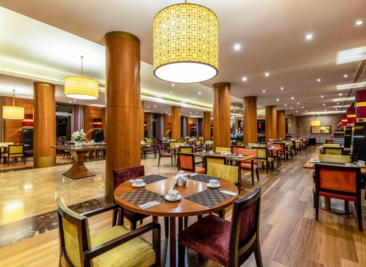 Hotel Celik Palas Convention Center & Thermal Spa Bursa Bagian luar foto The restaurant