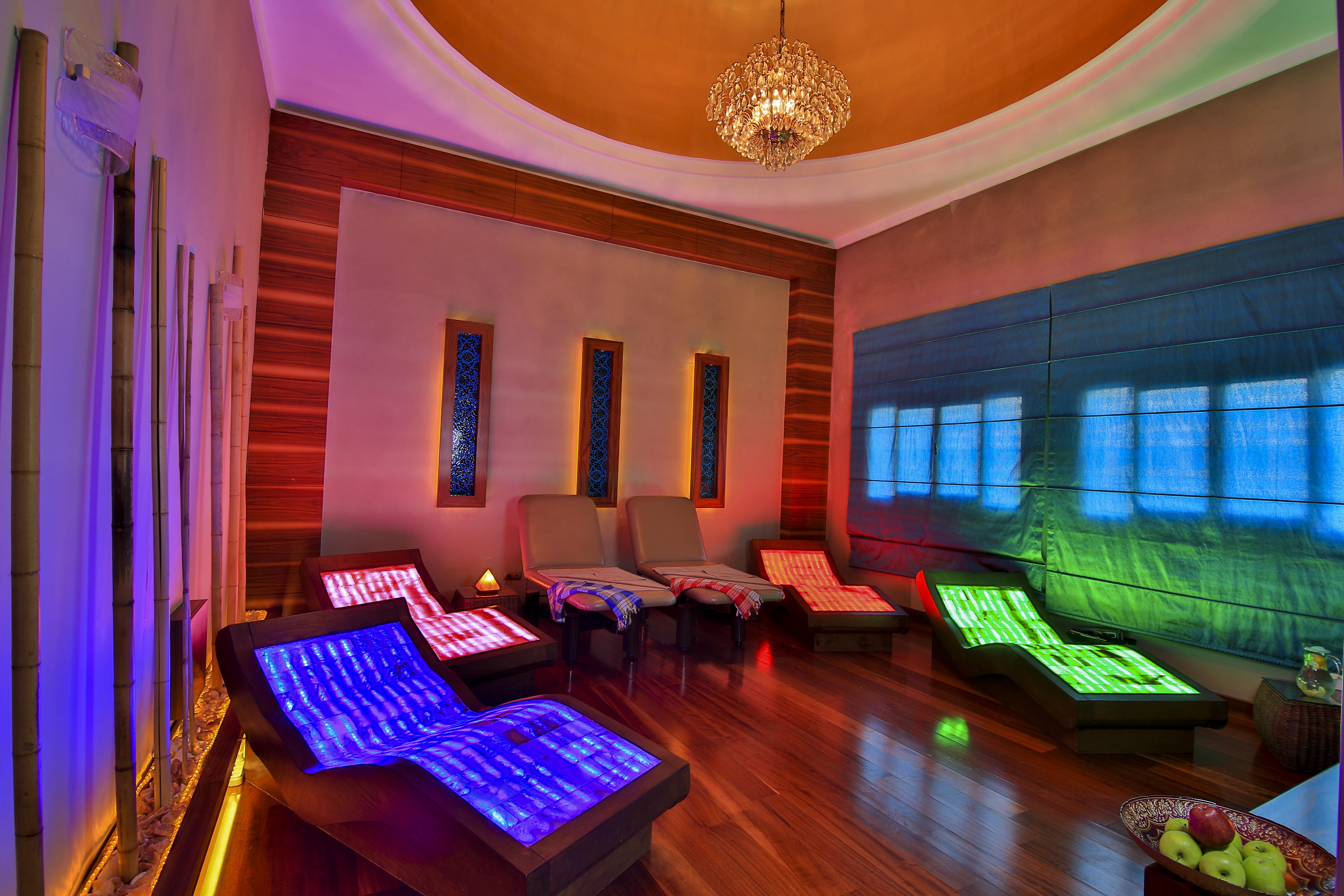 Hotel Celik Palas Convention Center & Thermal Spa Bursa Bagian luar foto A spa at the Taj Mahal Palace, Mumbai, India